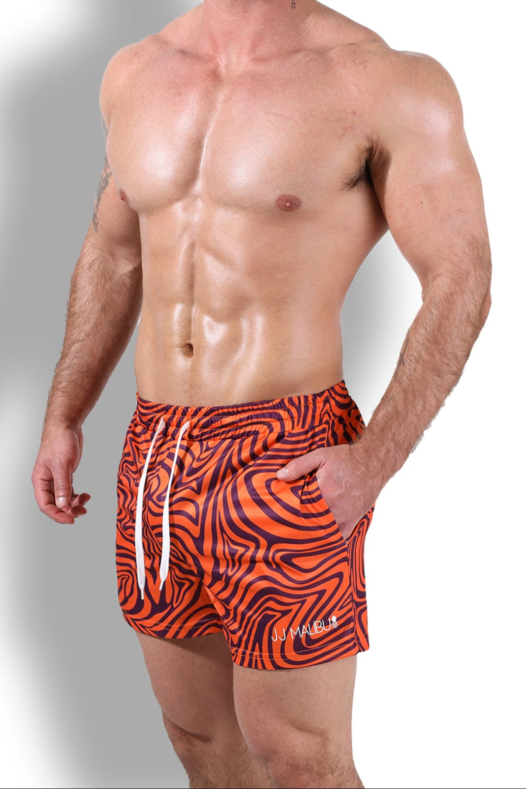 Quick-Dry Mesh Shorts - Groovy Orange