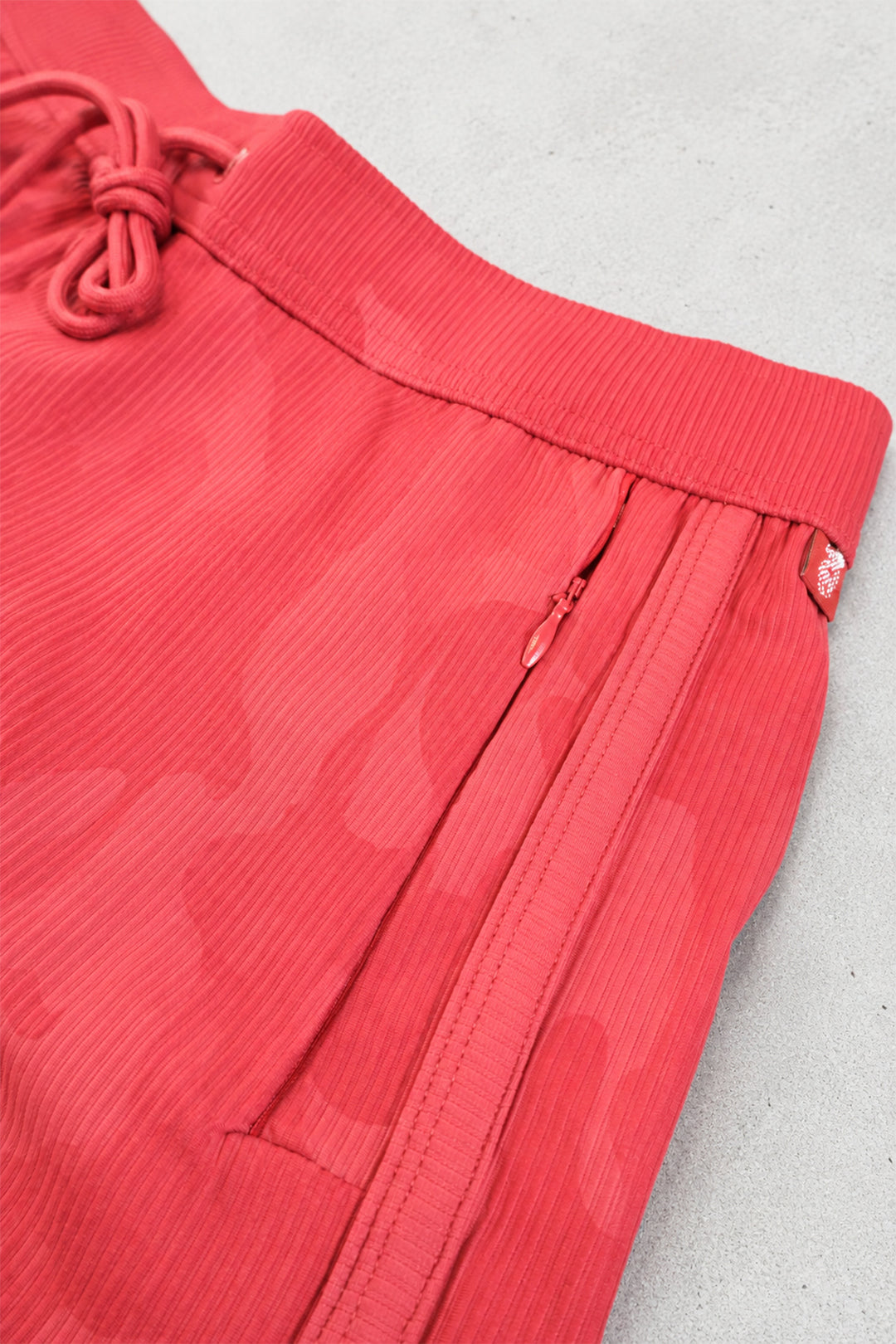 City Fit Drawstring Short Shorts - Strawberry Red